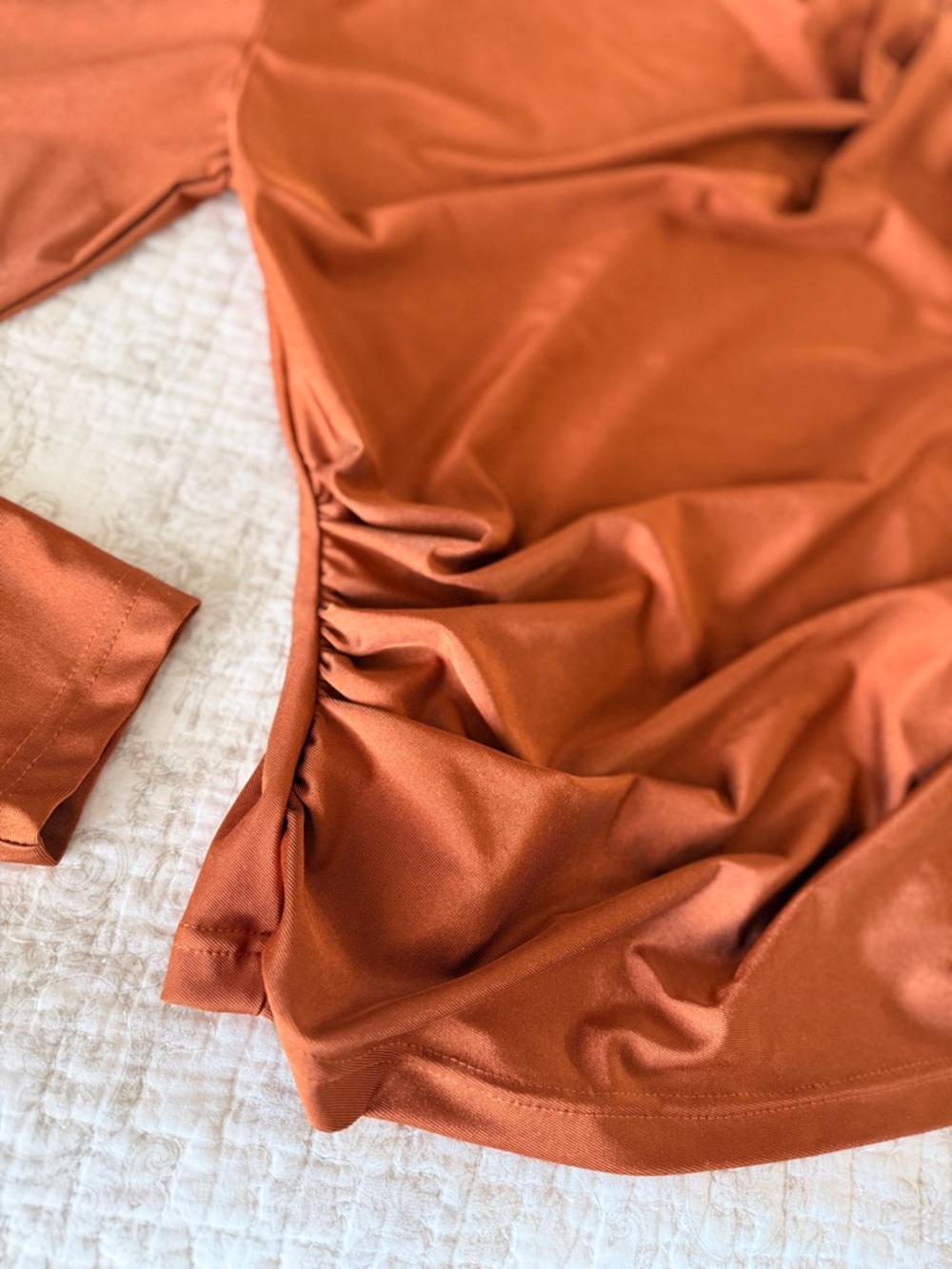SHEIN Rust Long Sleeve Mock Neck Top - Picture 3 of 5